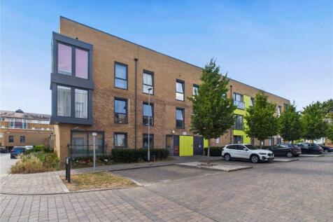 Dunn Side, Chelmsford, Essex, CM1 2 bed apartment for sale