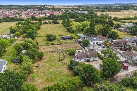 Meadow Lane, Runwell, Wickford... 4 bed bungalow for sale