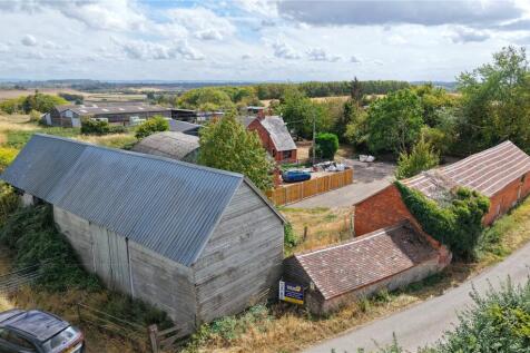 Longdon Hill End, Upton