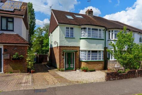 5 bedroom semi-detached house for sale