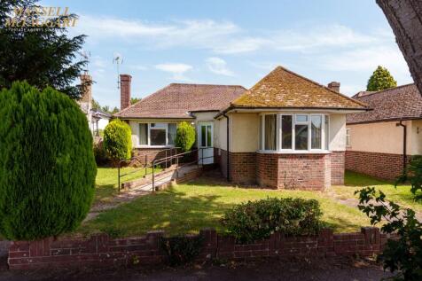 Mackie Avenue, Hassocks, BN6 3 bed detached bungalow for sale