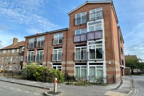Leyburn House, Del Pyke, York, YO31 1 bed flat for sale