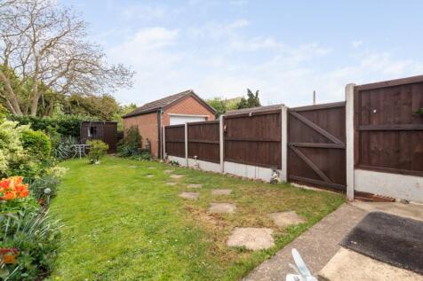 Sluice Road, South Ferriby, Barton... 2 bed bungalow for sale