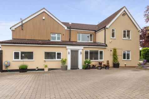 Swinster Lane, East Halton... 3 bed semi