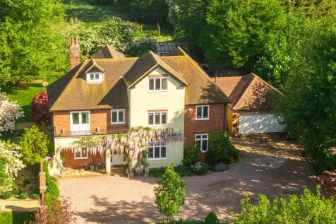 Sperberry Hill, St. Ippolyts... 5 bed detached house for sale