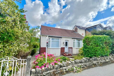 Cross Lane, Stocksbridge, S36 1AY 2 bed detached bungalow for sale