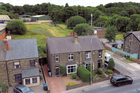 Thurlstone Road, Penistone, S36 9EF 3 bed semi