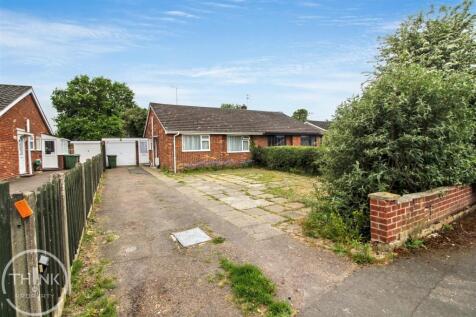 2 bedroom semi-detached bungalow for sale