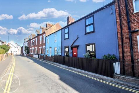 Cliff Hill, Great Yarmouth NR31 2 bed terraced house for sale