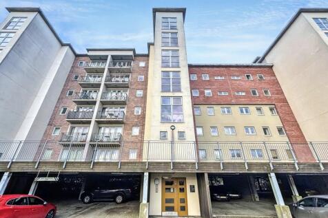 North West Side, Gateshead, Tyne and... 2 bed apartment for sale