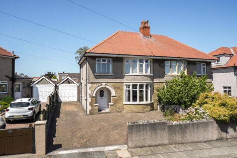 17 Marsh Crescent, Torrisholme... 3 bed semi
