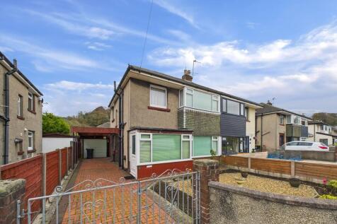 11 Whin Drive, Bolton Le Sands... 3 bed semi