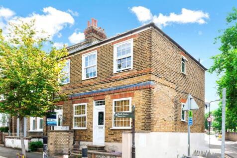 Denison Road, Colliers Wood SW19 2 bed maisonette for sale
