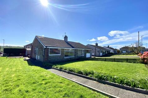 2 bedroom semi-detached bungalow for sale