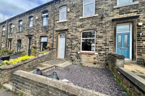 Claremount Road, Halifax 3 bed terraced house for sale