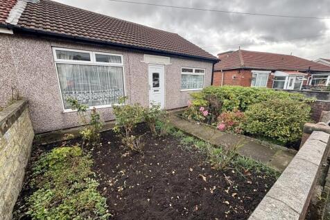 2 bedroom semi-detached bungalow for sale