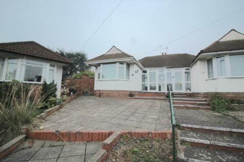 2 bedroom semi-detached bungalow for sale