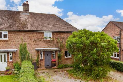 2 bedroom semi-detached house for sale