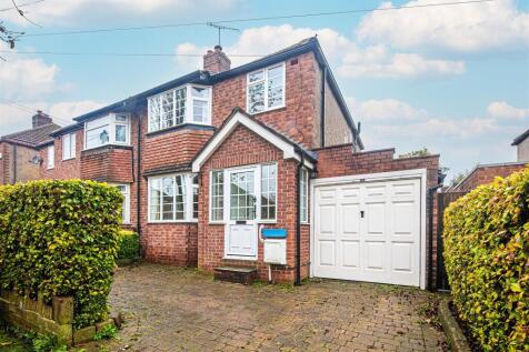 110 Green Oak Road, Totley, S17 4FS 3 bed semi