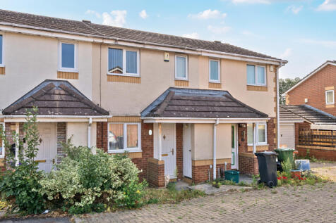 Churchill Close, Bristol BS30 2 bed terraced house for sale