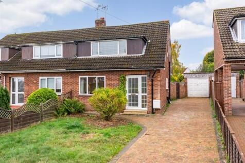2 bedroom semi-detached house for sale