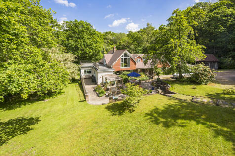 Glenmore Road, Crowborough 4 bed detached house for sale