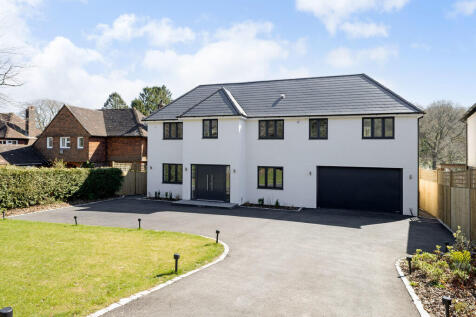 Eridge Road, Crowborough 5 bed detached house for sale