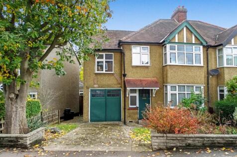 4 bedroom semi-detached house for sale