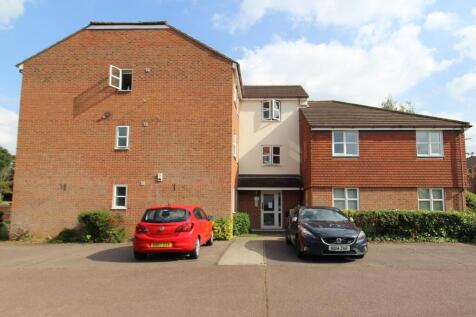 Studio flat for sale