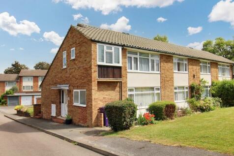 Icknield Green, Letchworth Garden... 2 bed maisonette for sale