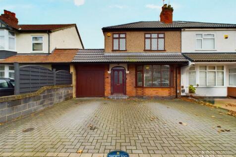 3 bedroom semi-detached house for sale