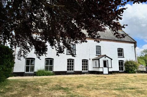 16, Thetford Road, Northwold... 6 bed detached house for sale