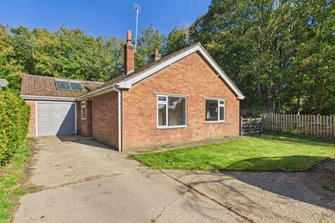 Treetops, Oxcombe Road, Belchford... 3 bed bungalow for sale