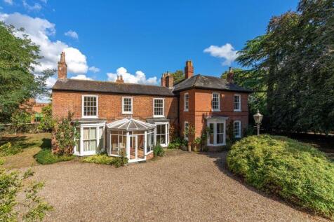 8 bedroom character property for sale