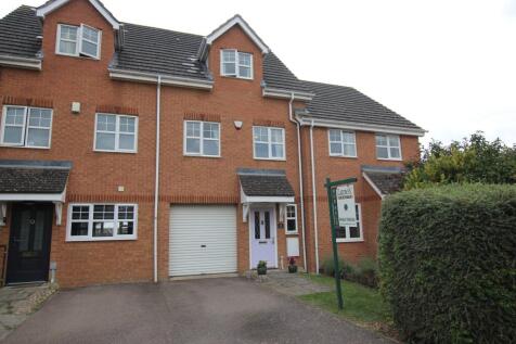 3 bedroom town house for sale