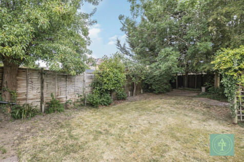 Ash Grove, EN1 2 bed detached bungalow for sale