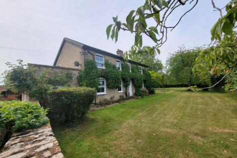 4 bedroom farm house for sale