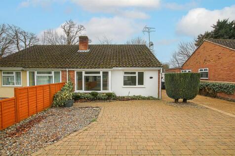 2 bedroom semi-detached bungalow for sale