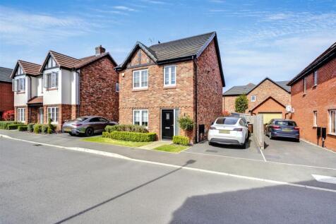 Badger Vale, Wollaton, Nottingham 3 bed detached house for sale