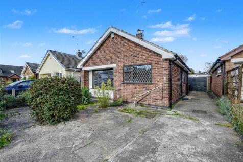 Wheatley Grove 2 bed detached bungalow for sale