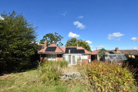 2 bedroom detached bungalow for sale