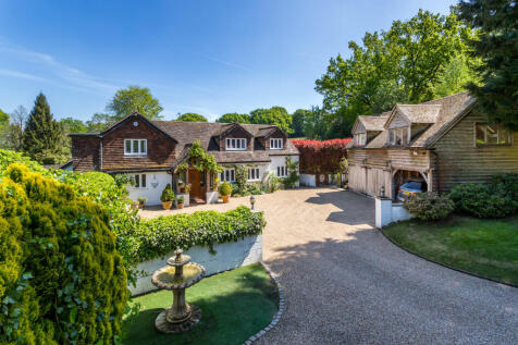5 bedroom detached house for sale