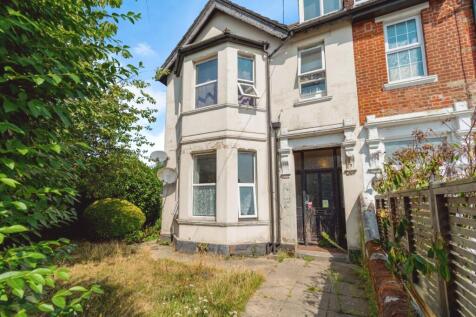 1 bedroom maisonette for sale