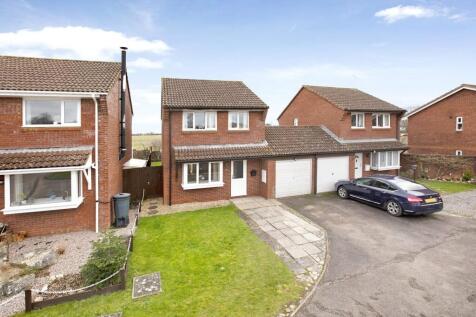 Detached house for sale