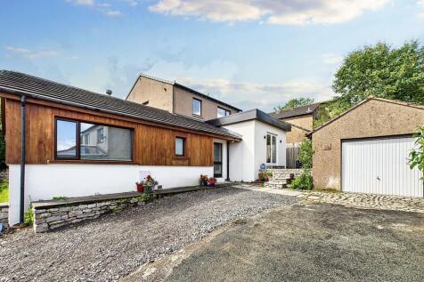 Collinfield, Kendal LA9 4 bed detached house for sale