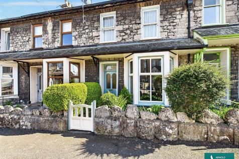 West Street, Kendal LA9 2 bed terraced house for sale