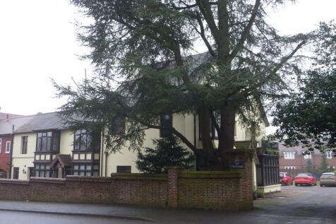 Impressive Conversion 2 bed apartment for sale