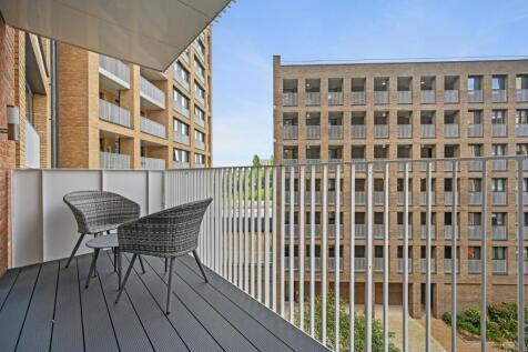 Baronet House Lakeside Drive NW10 2 bed flat for sale