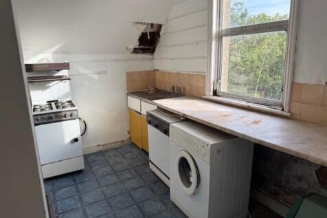 Oliver Grove, South Norwood 1 bed house for sale