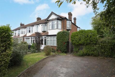 3 bedroom end of terrace house for sale